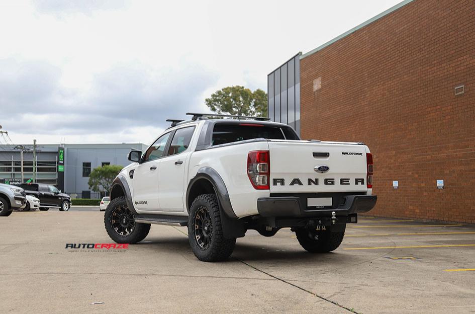 FORD RANGER HOSS XD II SATIN BLACK DARK TINT